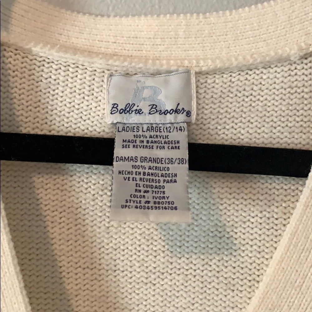 Cream colored Sweater